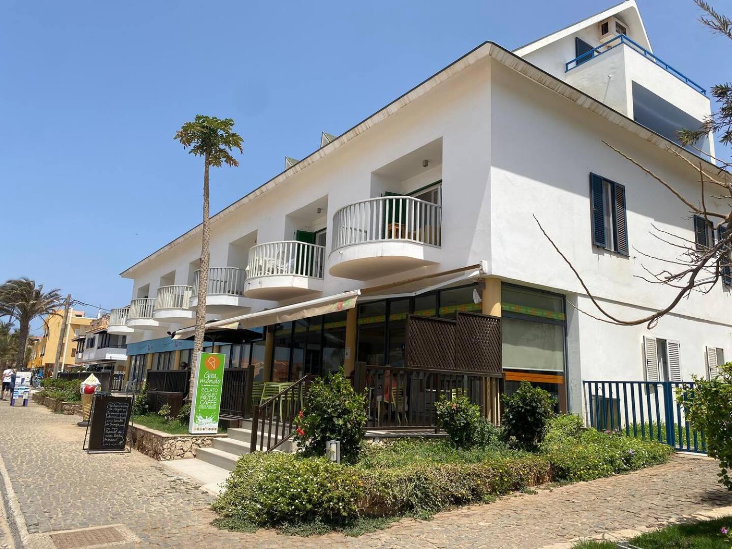 Leme Bedje Two Bedroom - By Bobbywashere Santa Maria Exterior foto
