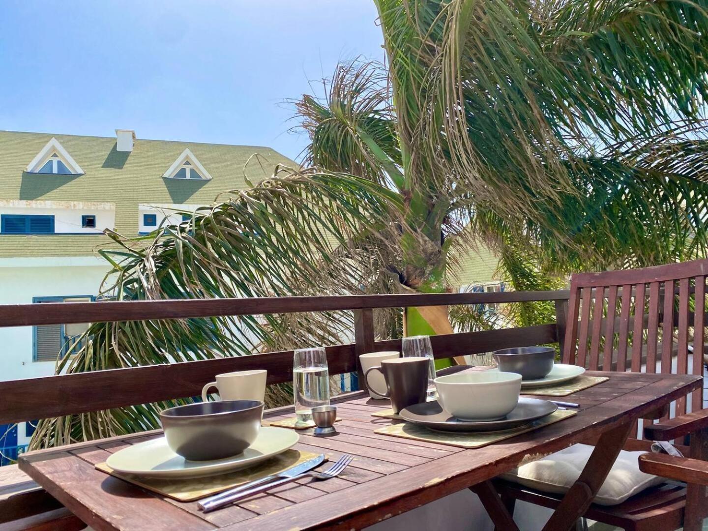 Leme Bedje Two Bedroom - By Bobbywashere Santa Maria Exterior foto