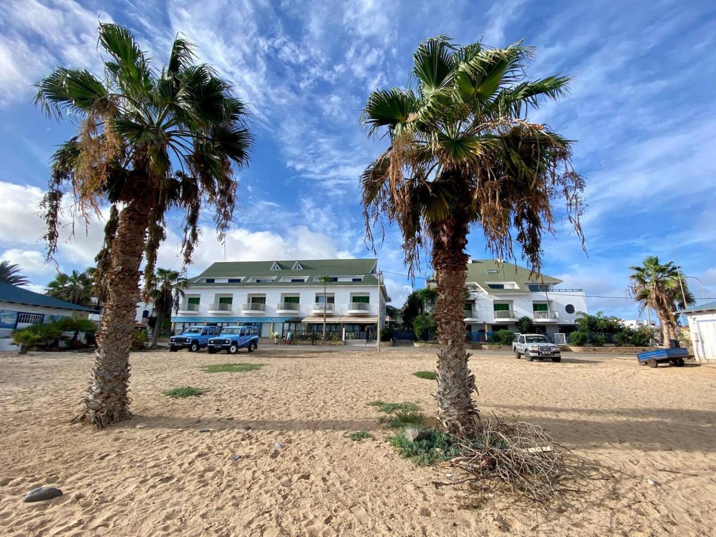 Leme Bedje Two Bedroom - By Bobbywashere Santa Maria Exterior foto