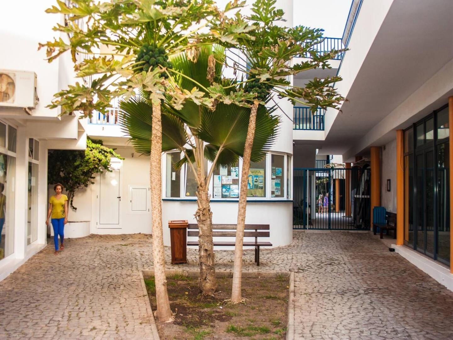 Leme Bedje Two Bedroom - By Bobbywashere Santa Maria Exterior foto
