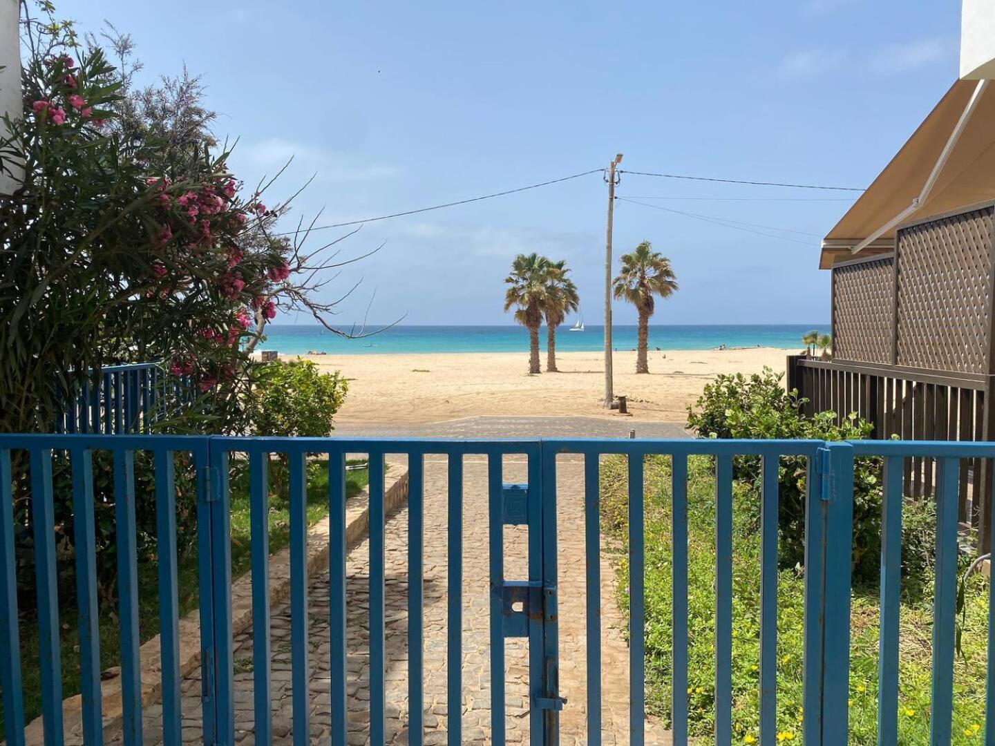 Leme Bedje Two Bedroom - By Bobbywashere Santa Maria Exterior foto