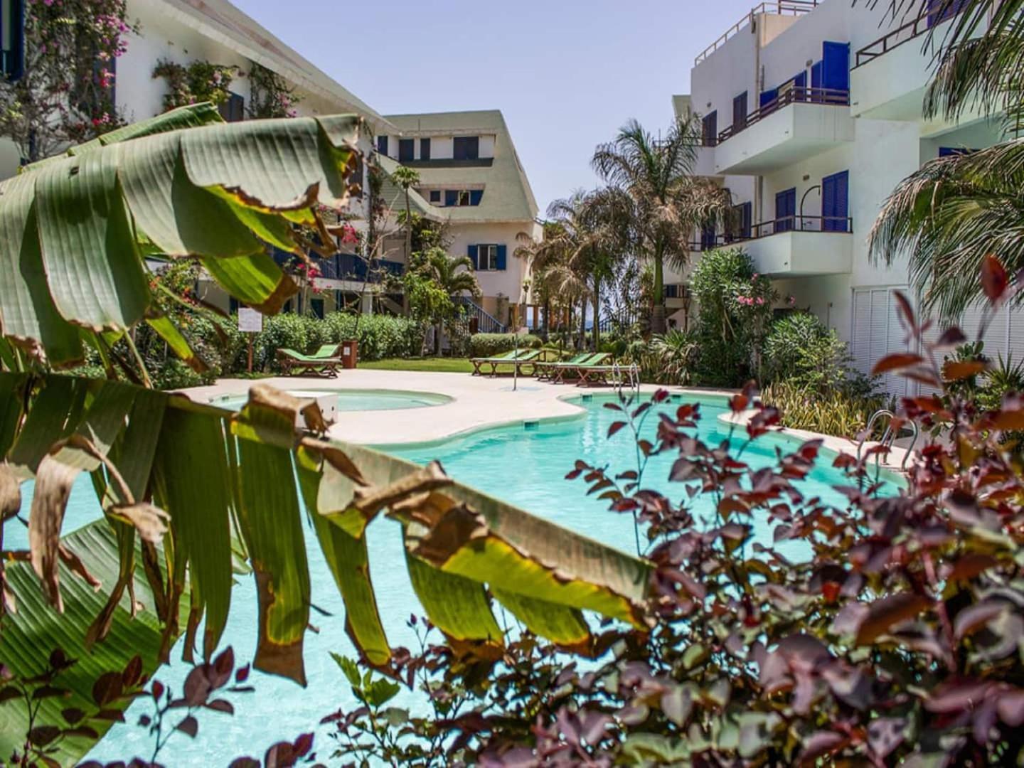 Leme Bedje Two Bedroom - By Bobbywashere Santa Maria Exterior foto