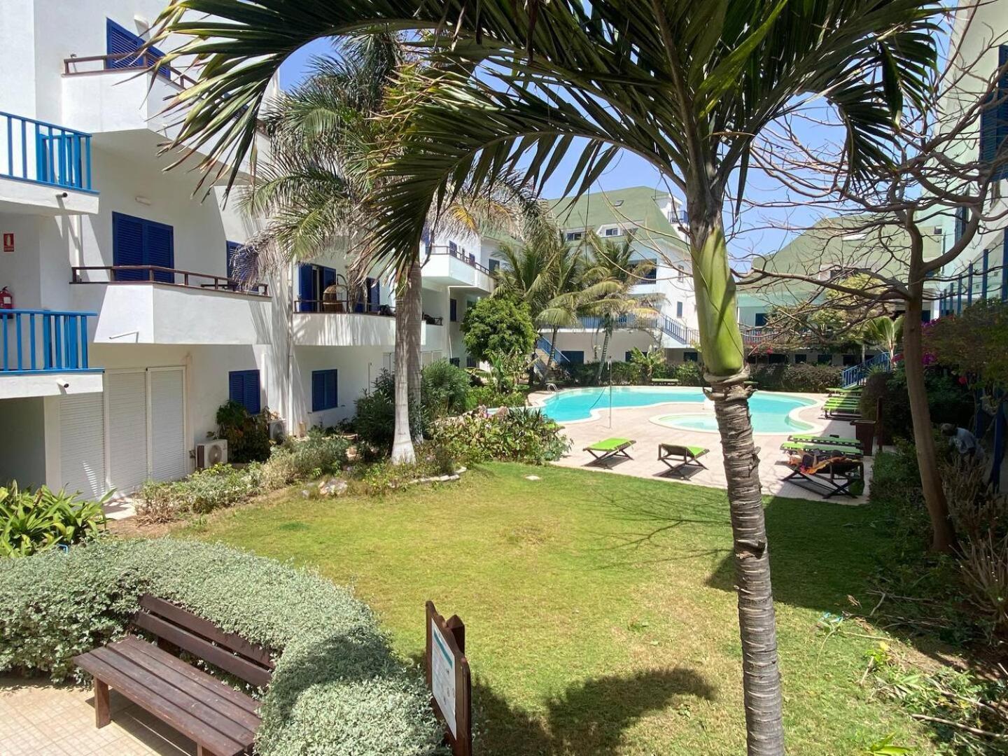 Leme Bedje Two Bedroom - By Bobbywashere Santa Maria Exterior foto