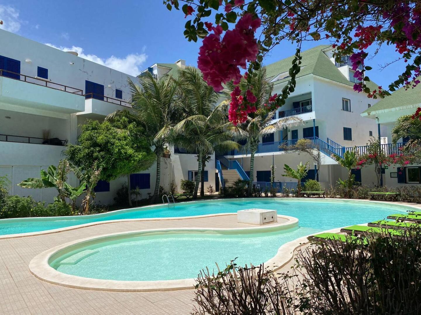 Leme Bedje Two Bedroom - By Bobbywashere Santa Maria Exterior foto