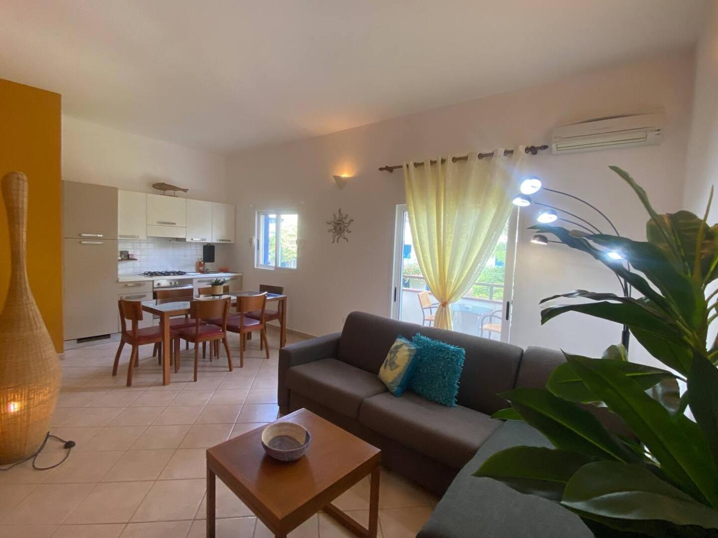 Leme Bedje Two Bedroom - By Bobbywashere Santa Maria Exterior foto