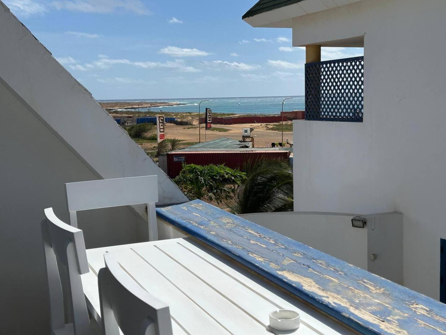 Leme Bedje Two Bedroom - By Bobbywashere Santa Maria Exterior foto